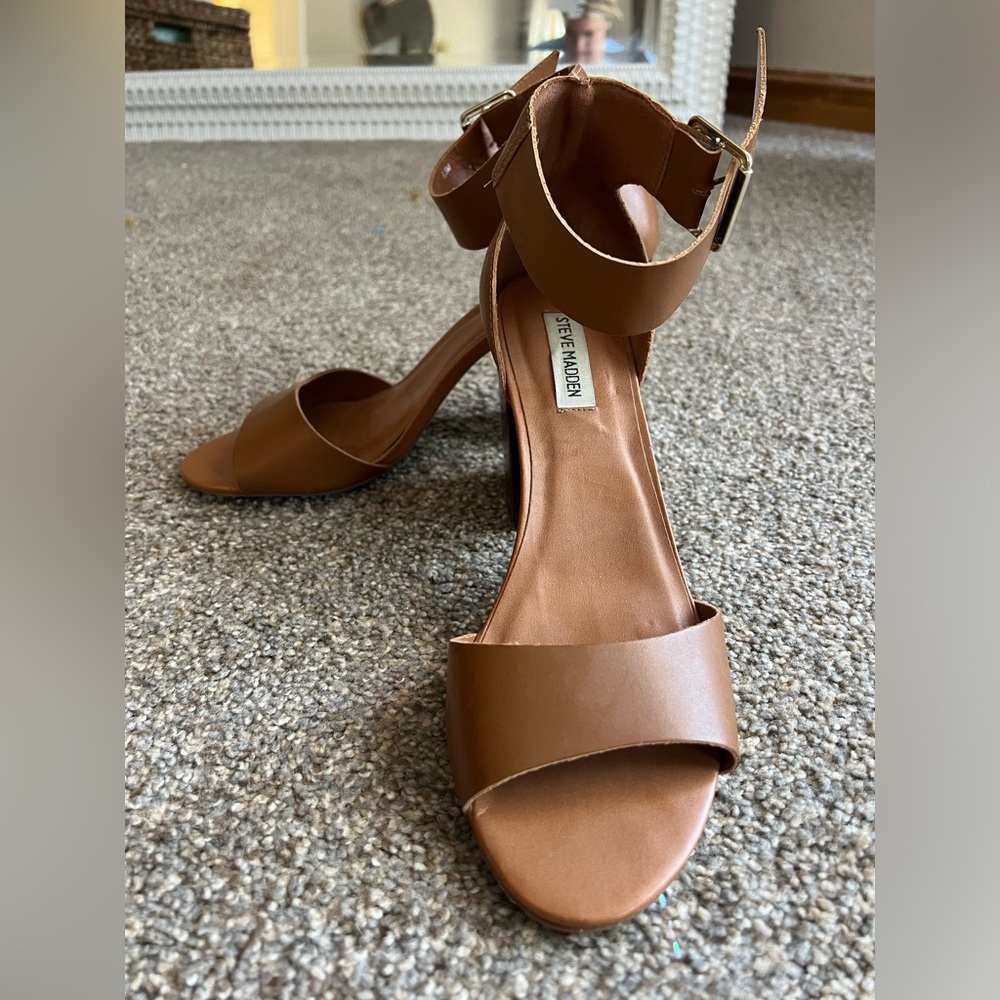 Steve Madden Block Heel 9.5